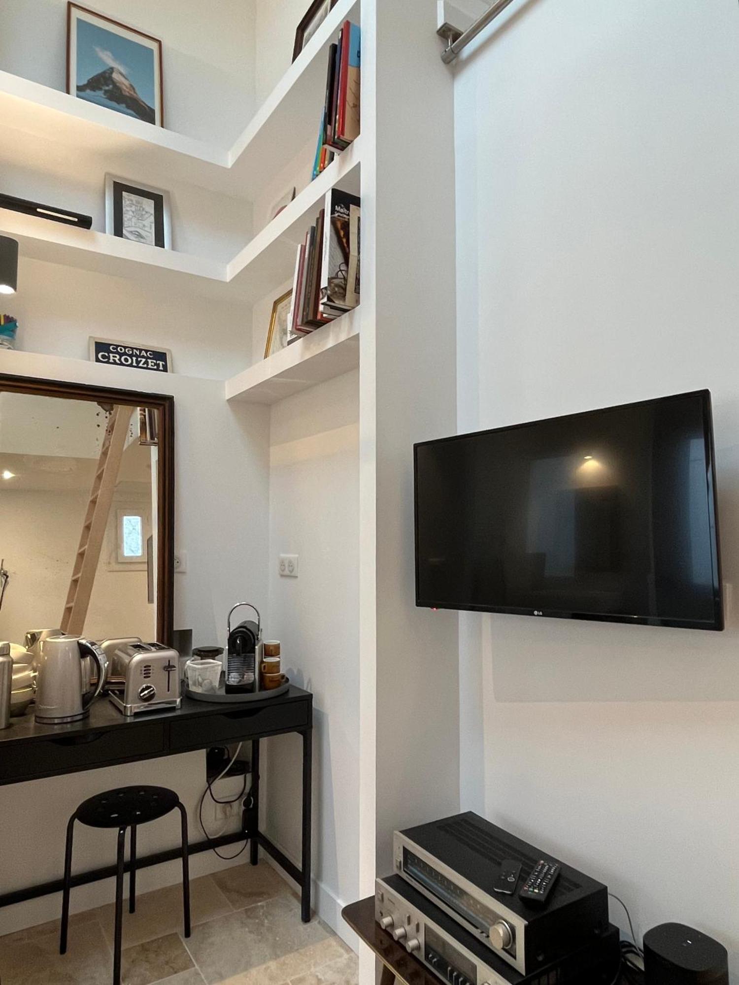 Loft Avec Terrasse Et Jardin Daire Angoulême Dış mekan fotoğraf