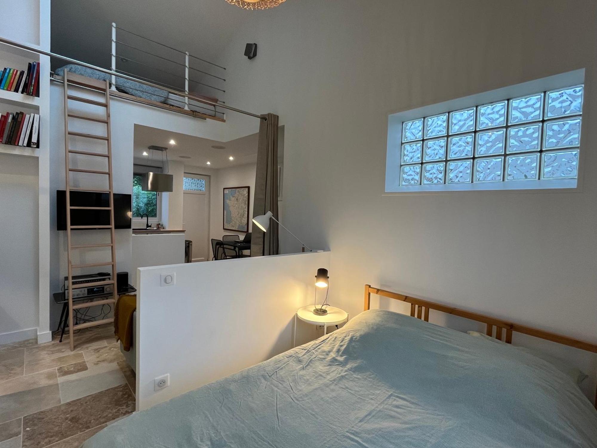 Loft Avec Terrasse Et Jardin Daire Angoulême Dış mekan fotoğraf