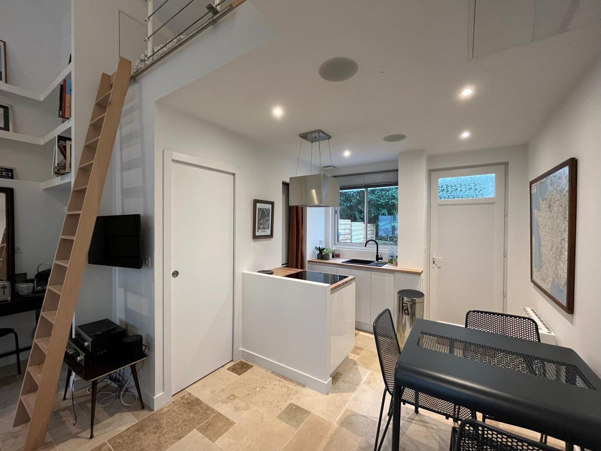 Loft Avec Terrasse Et Jardin Daire Angoulême Dış mekan fotoğraf
